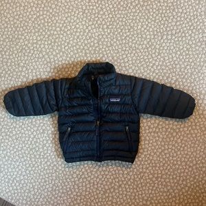 Patagonia navy blue 6-12 down sweater